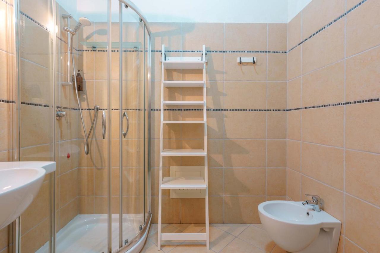 Il Cagliarese B&B Каляри Екстериор снимка