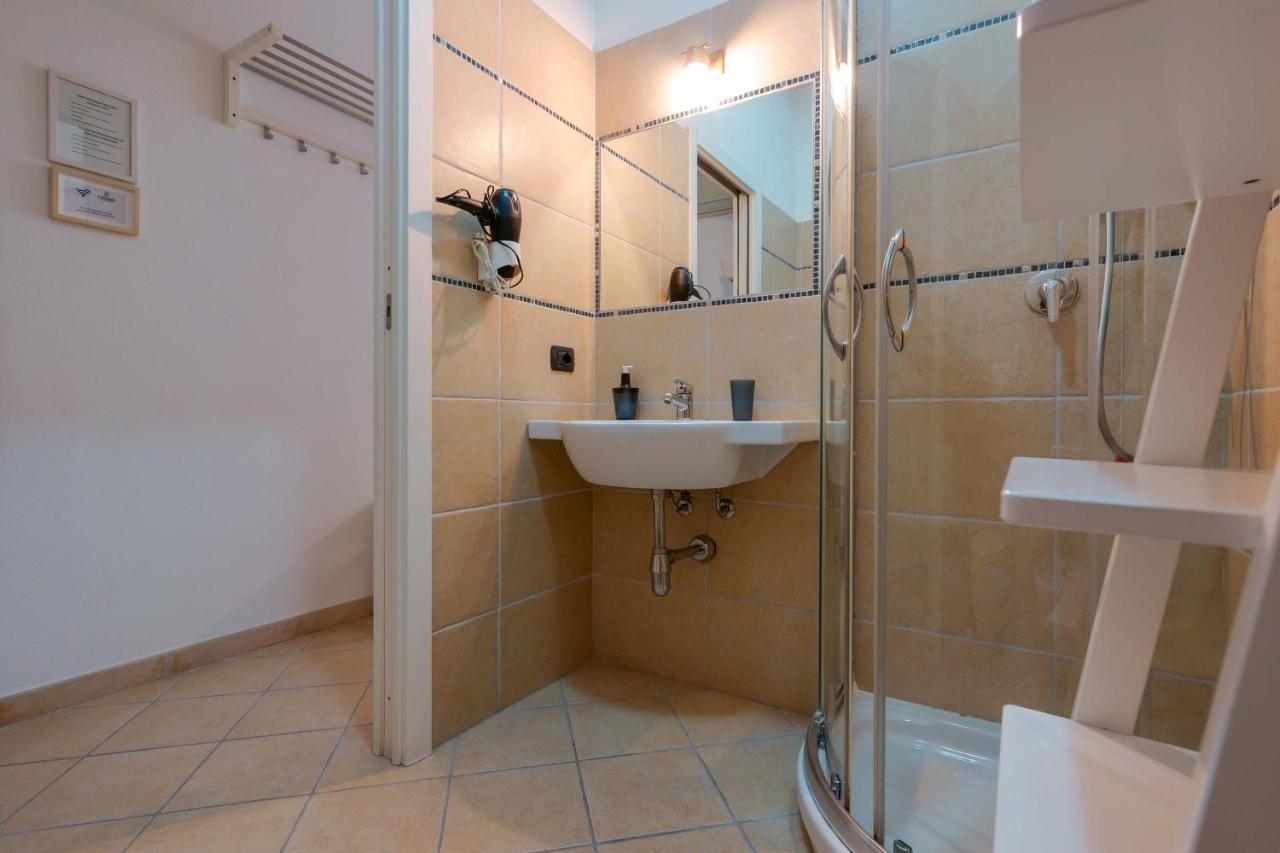 Il Cagliarese B&B Каляри Екстериор снимка